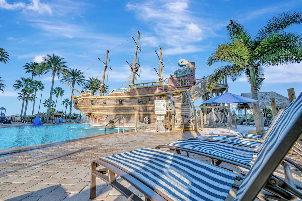 2BR Fireworks View With Pool Spa 5 Minutes to Disney