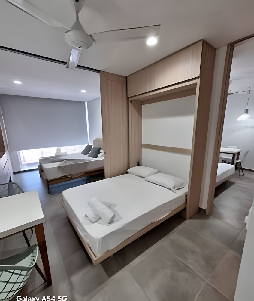 Salguero Suites