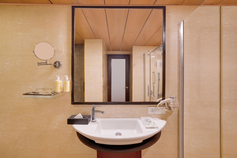 Lemon Tree Hotel Centre Point Jamshedpur