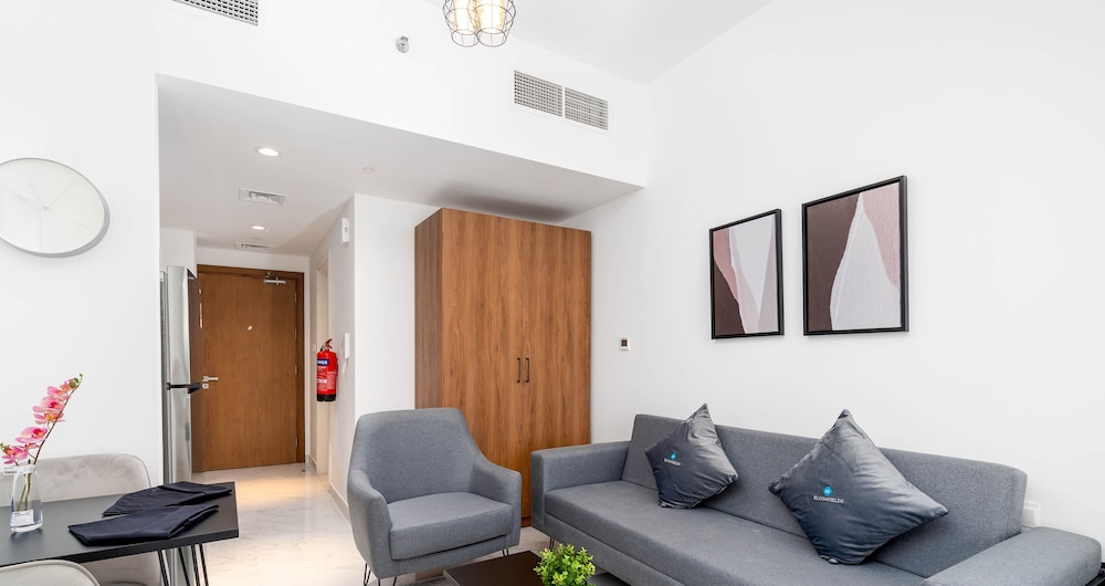 Abu Dhabi Vacations - Elegant Studio in Oasis - 4 - Property Image 17