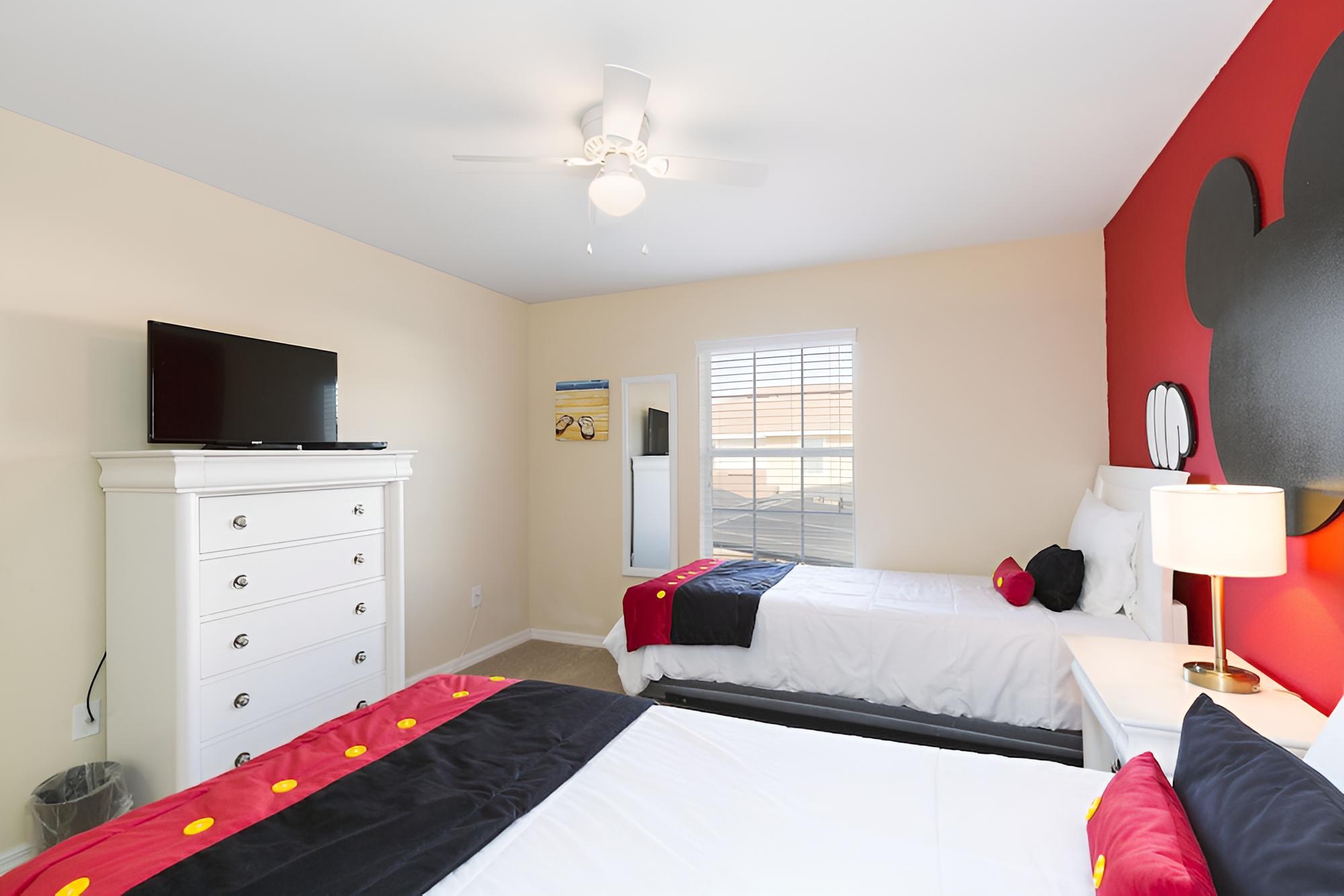 Paradise Palms 8979 - Image 3