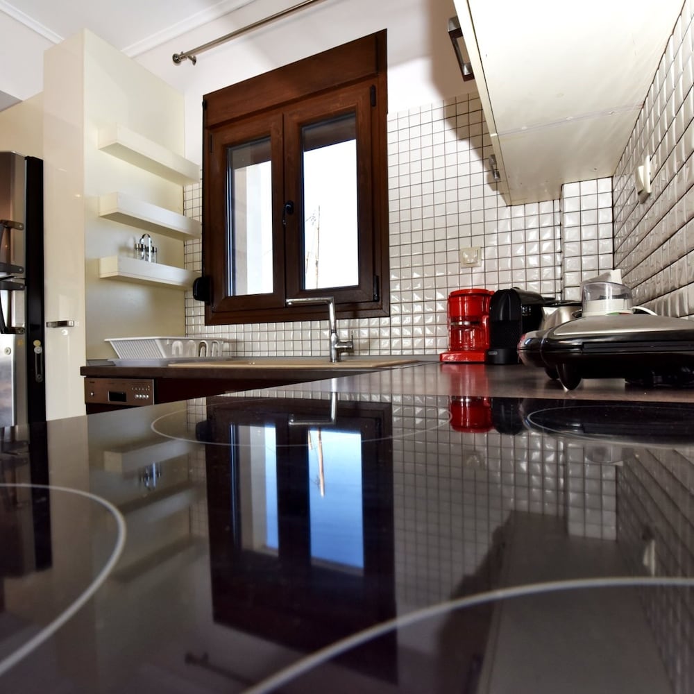 Katerina Seaview Maisonette by Travelpro Sevices