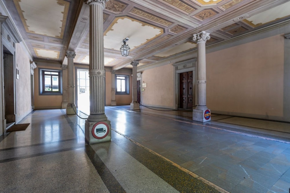 Castello & Piazza della Libertà Olimpia Elegant Flat view 3