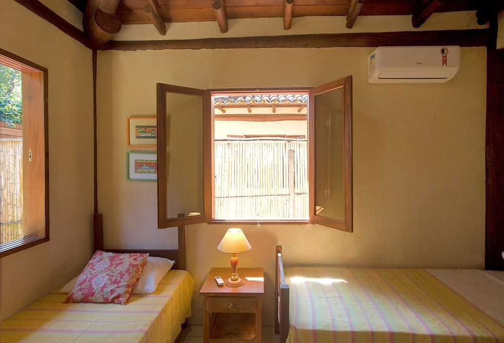 Artes Pé na areia 4suites pisc vista mar