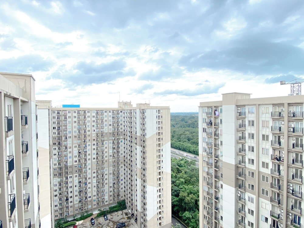 Warm and Homey 2BR at Podomoro Golf View Apartment
