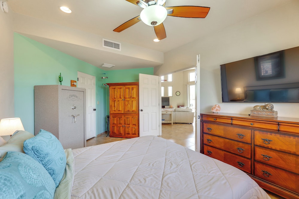 Home Near El Conquistador Golf: Hot Tub + Mtn View