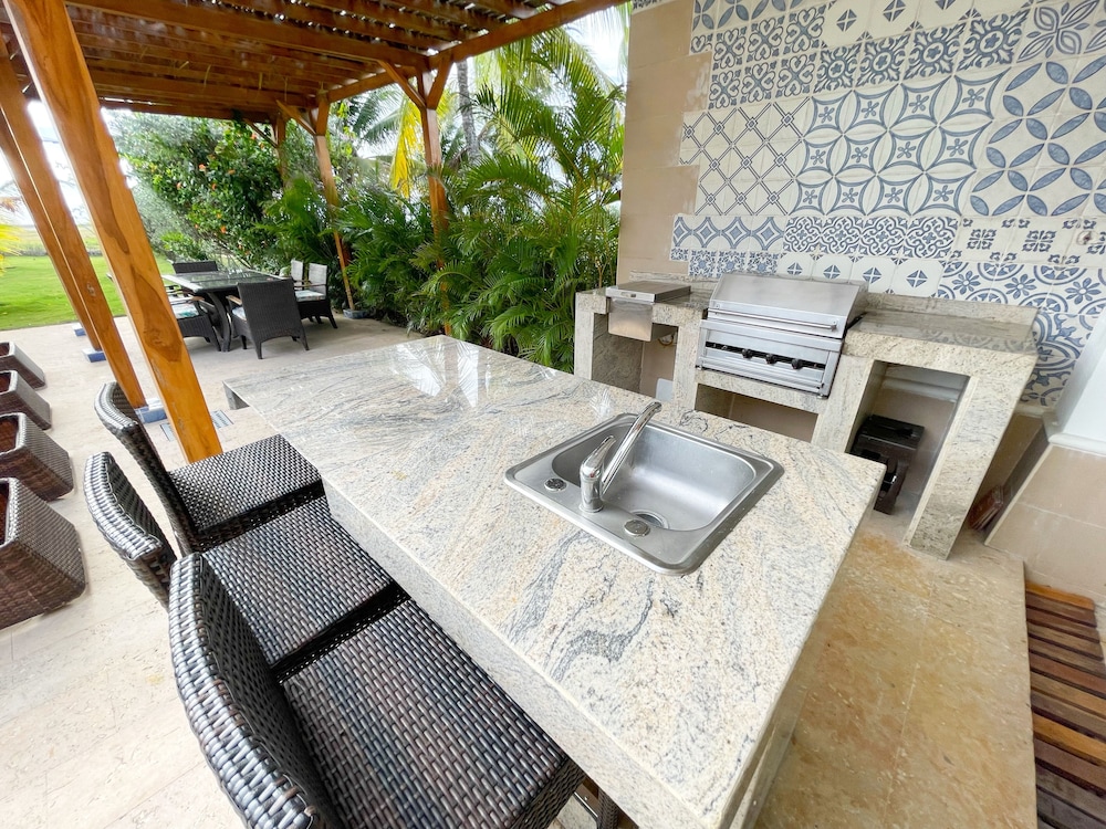 CASA DEL MAR