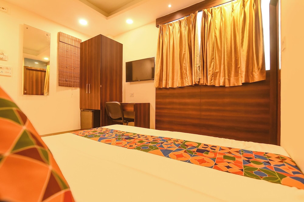 Fabhotel Motisarai