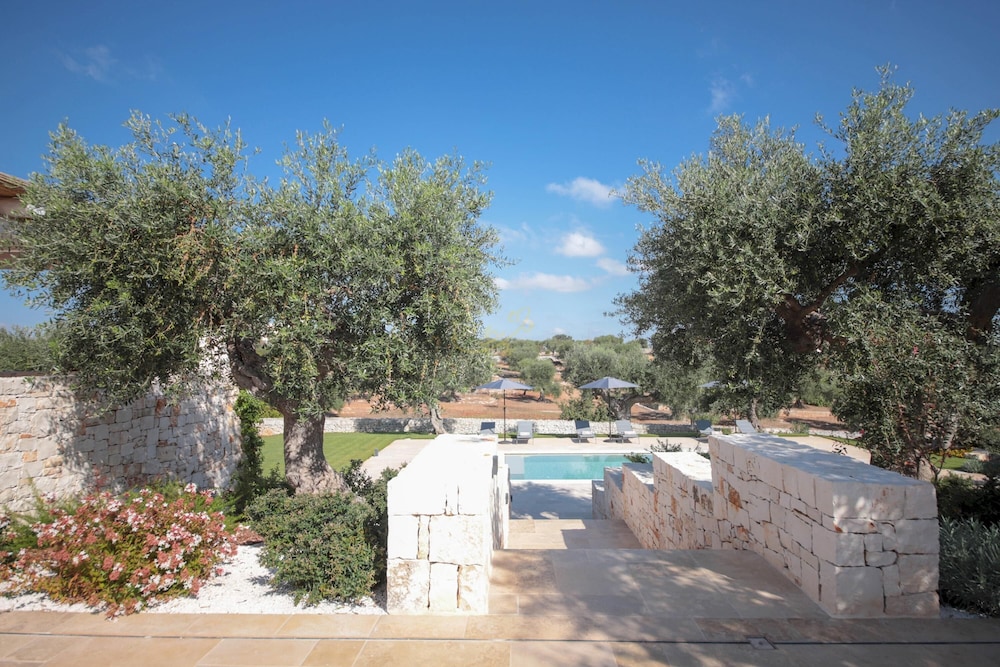 TD Trulli Lorusso Design Luxury Trulli With Pool