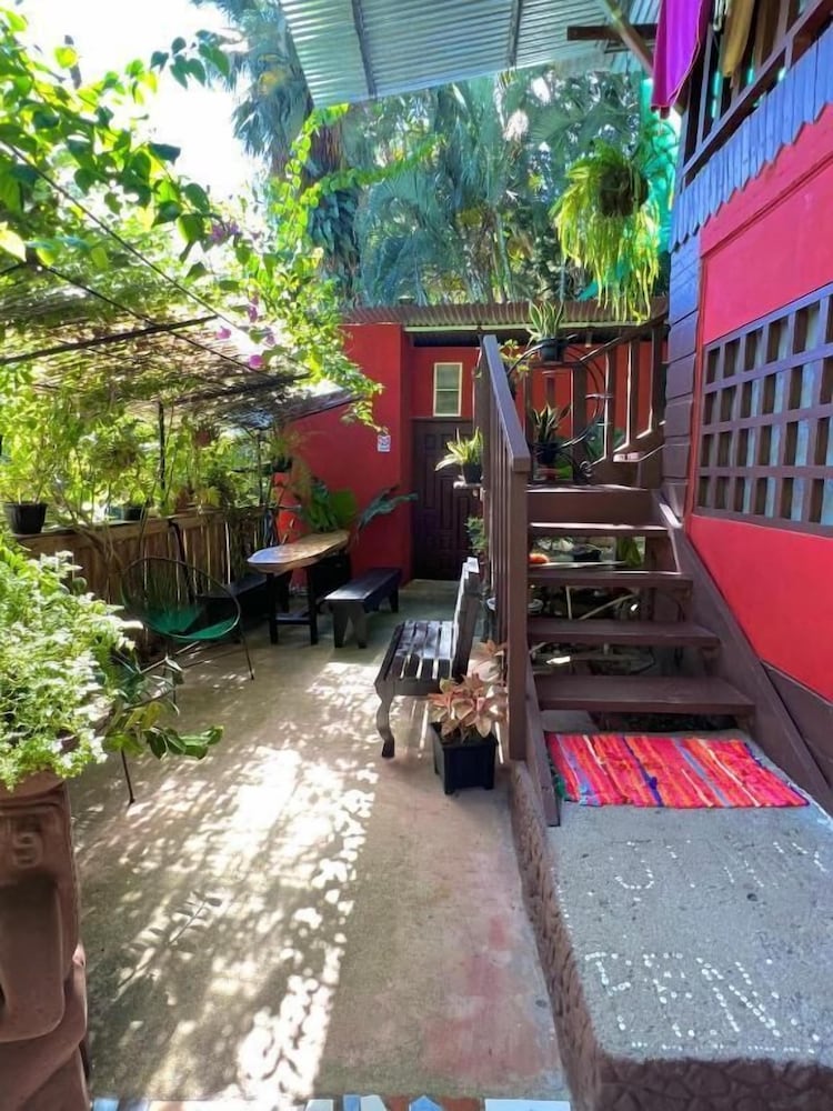 Hostel Pura Vida
