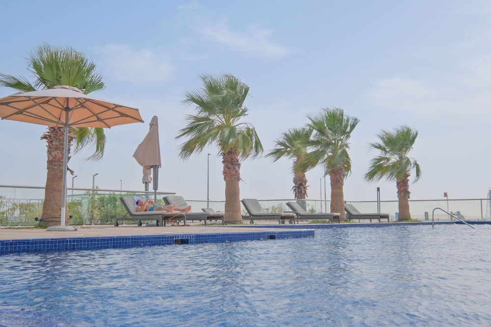 Tranquil 1BR Hideaway in Damac Hills