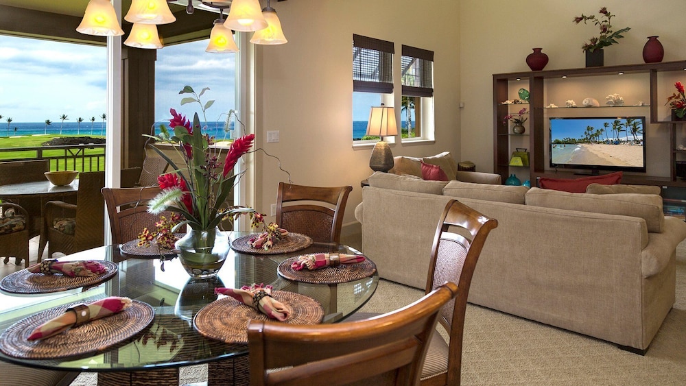 Spectacular Ocean Views Gold Member Golf Discounts Private Lanai! - Vrkcv