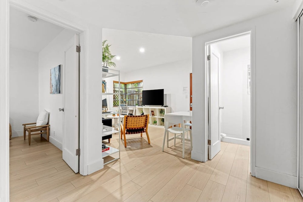 Beautiful Apt in Victoria Park Las Olas Blvd