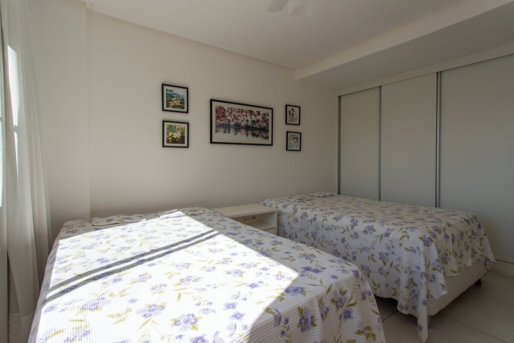 Apto Pet Friendly com 3 Su tes e Vista Para o Mar