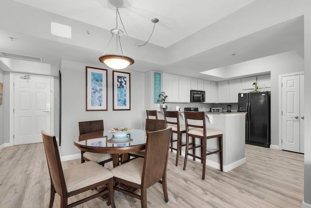 Palms Resort #2715 Full 2 Bedroom