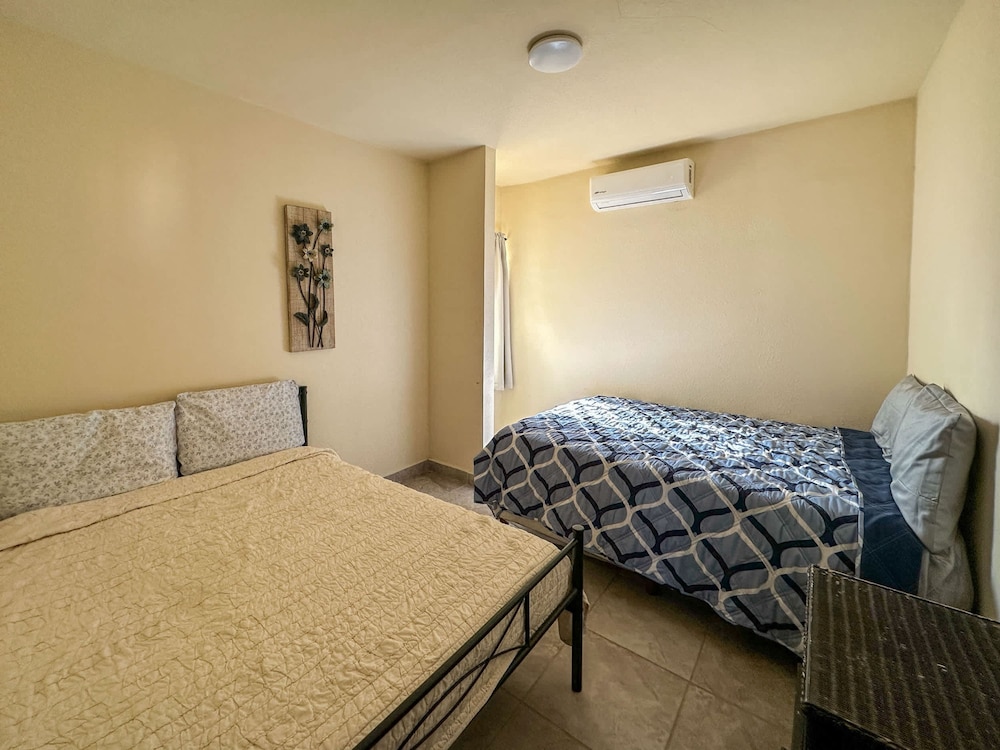 Casita With Excellent in Town Location