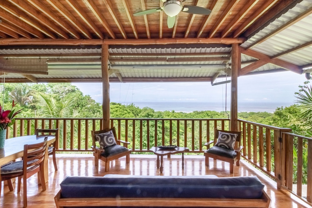 Vista Naranja Ocean View House