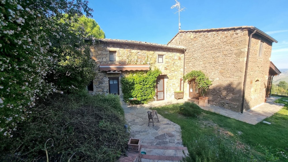 Podere Il Chiesino 8 2 view 3