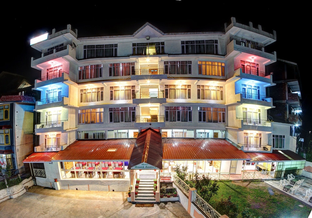 Hotel Monarch Residency Manali