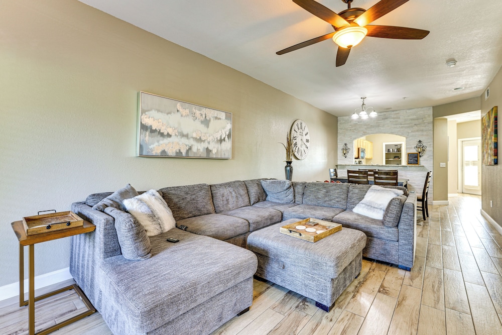 Golf Getaway 1 Mi to Old Town: Pueblo Verde Condo!