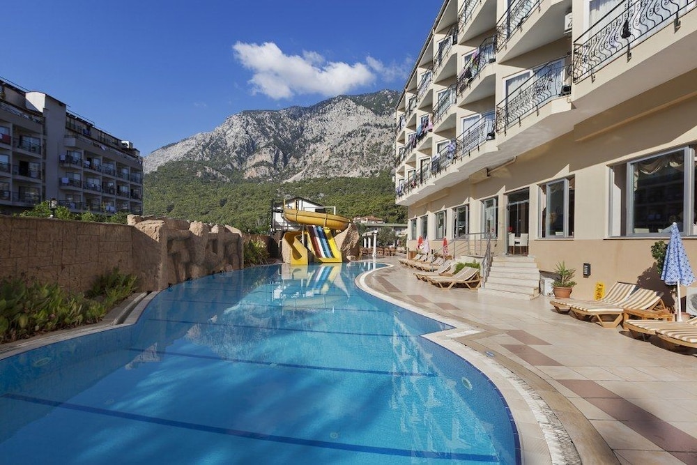 Get Enjoy Oteller - Her Şey Dahil - Image 30