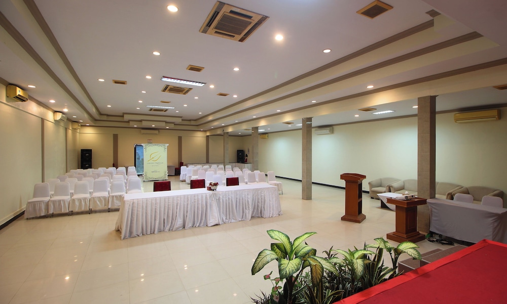 Hotel Grand Trisula Indramayu