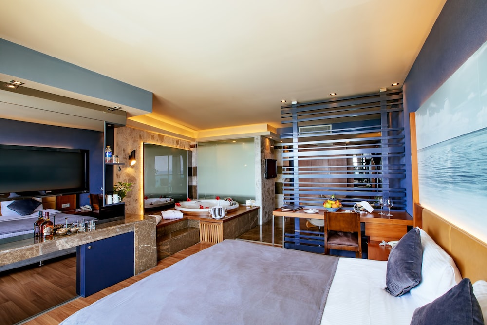 Tui Blue Sherwood Belek - All Inclusive