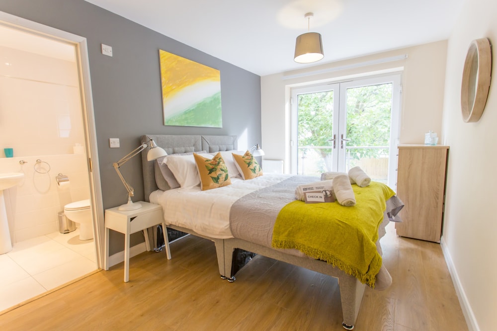 Oxford Vacations - Razia Apartments - Property Image 104