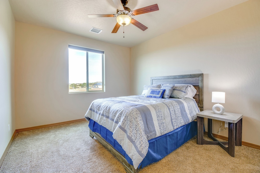 Winter Haven w/ Mtn Views in Prescott Valley