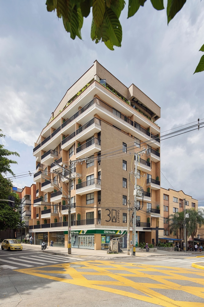 30 Living Suites