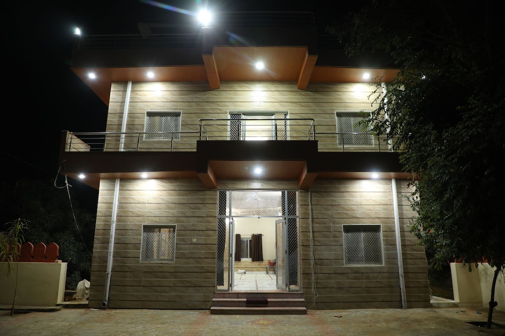 Eagle Farm Stay Pushkar