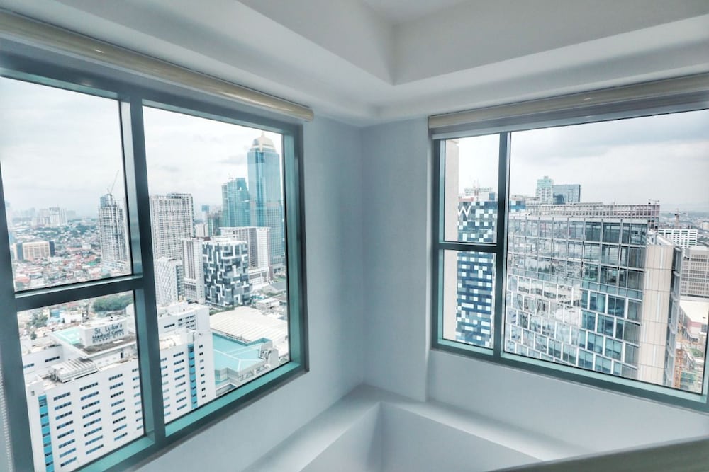 McKinley Park Residences