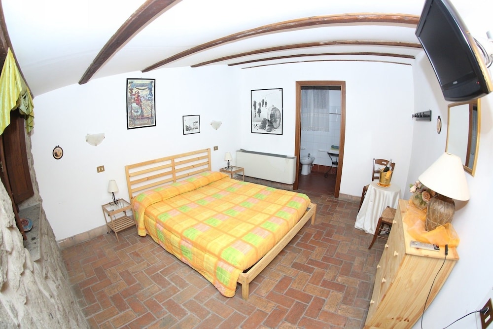 Agriturismo Monte Due Torri