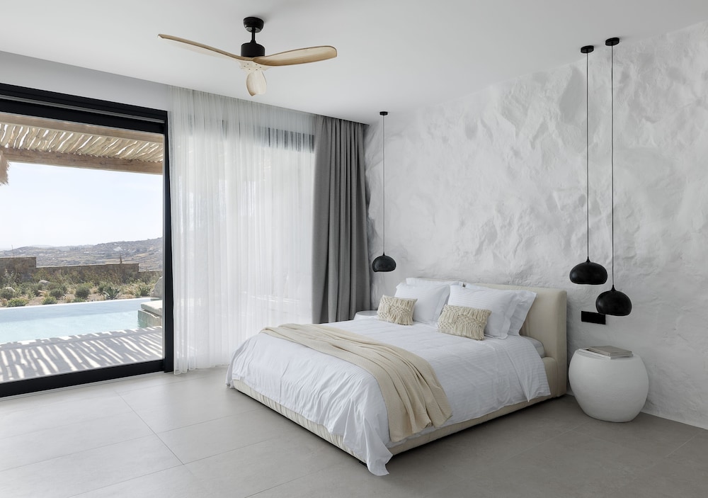 WhiteArt Suites