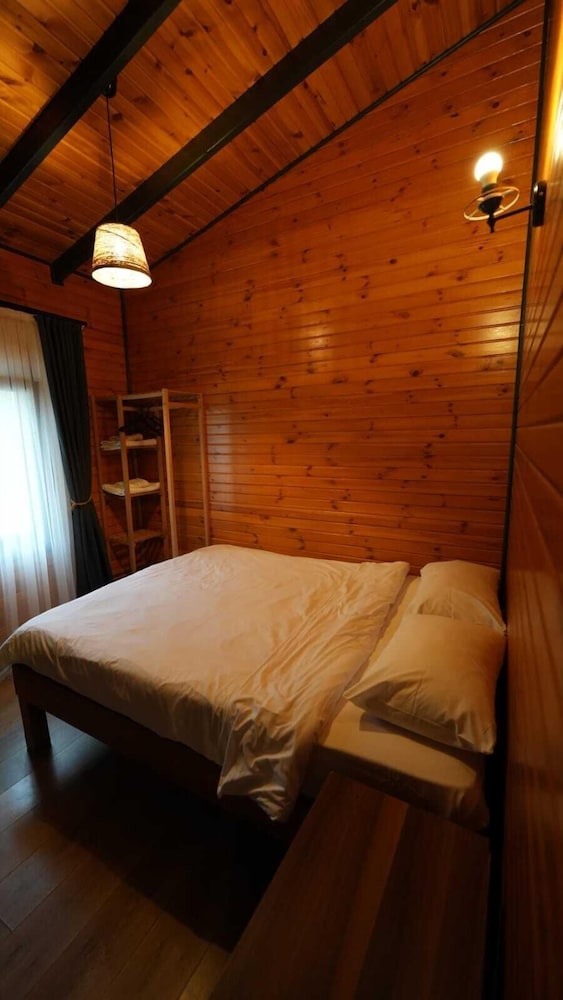 Sapanca Dereboyu Konakları