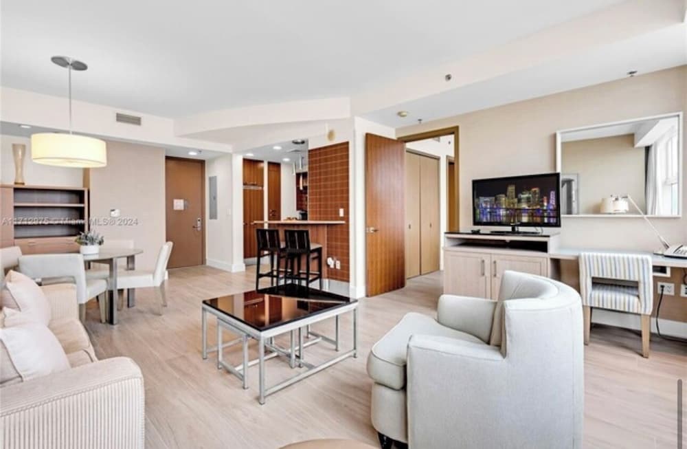 AKA Brickell 32th Free Parking by Palermo Home