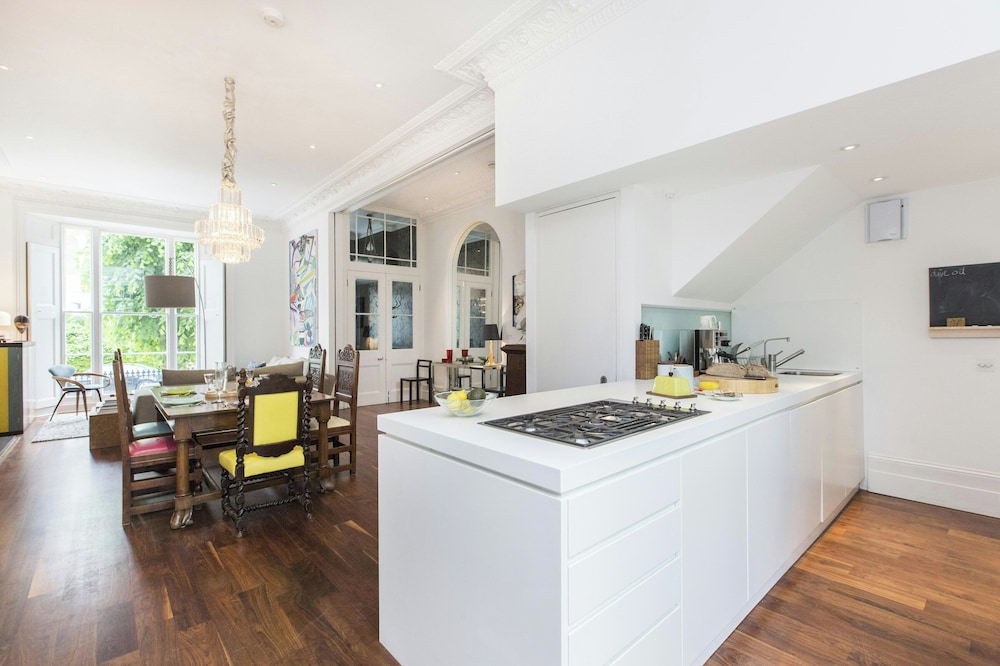 Leamington Road Villas II by Onefinestay