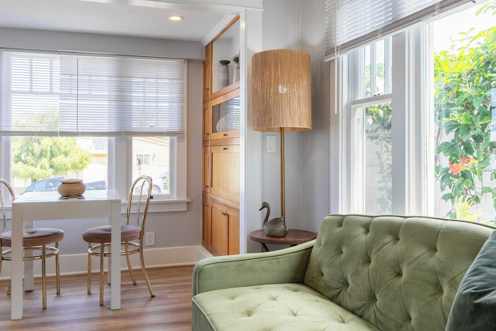 Cliff View by Avantstay Hot Tub + Fire Pit 1 Block From Downtown La Jolla