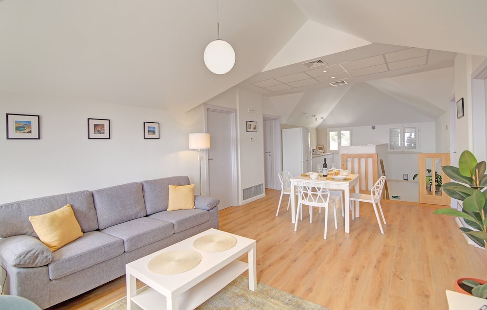 Vicina Summer Apartments - One Bedroom Apartment With Sea View