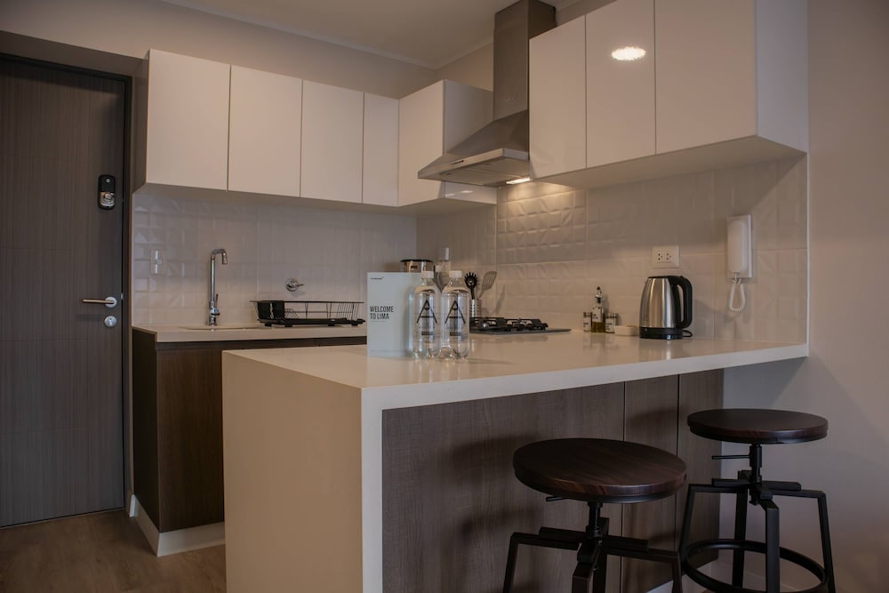 w Gorgeous 1BR w Terrace in Miraflores