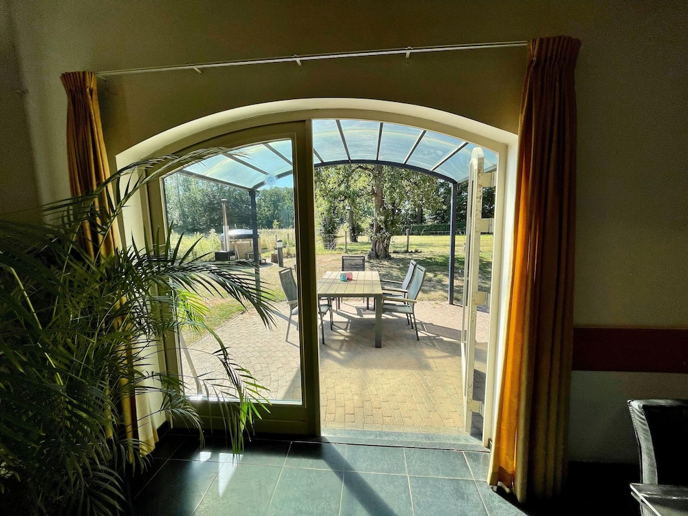 Coachman's House Near Roermond With Garden view 2