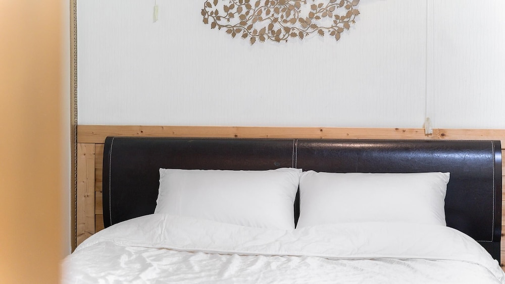 Gapyeong Hillhouse Pension