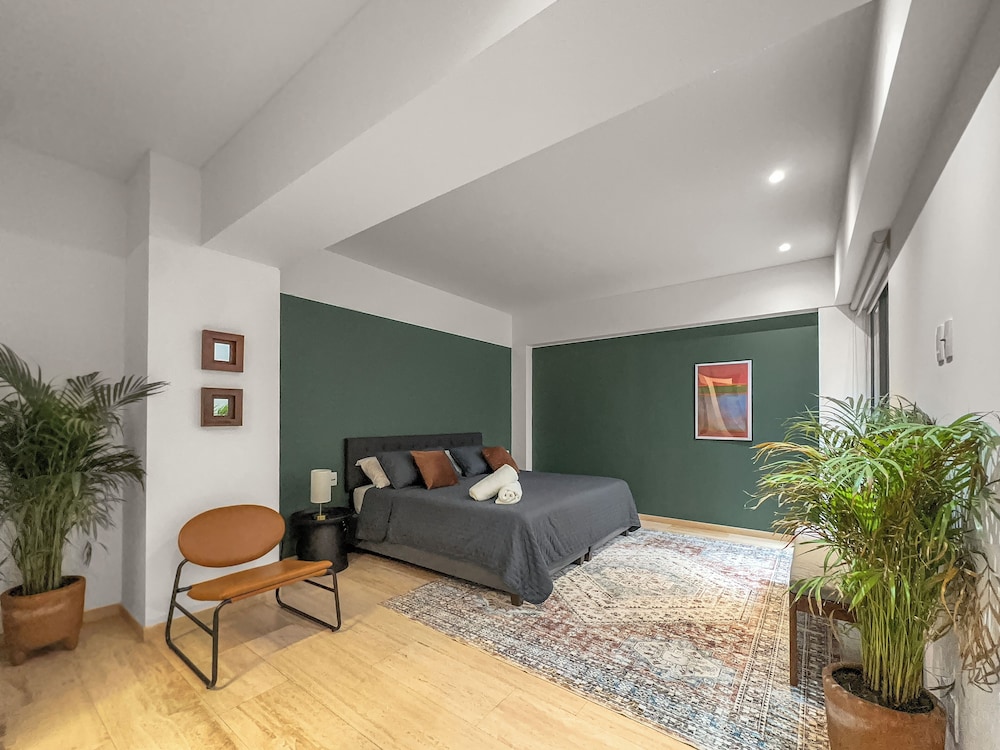 23Gh3 2BR 2.5 Baths with a Private Patio photo 5