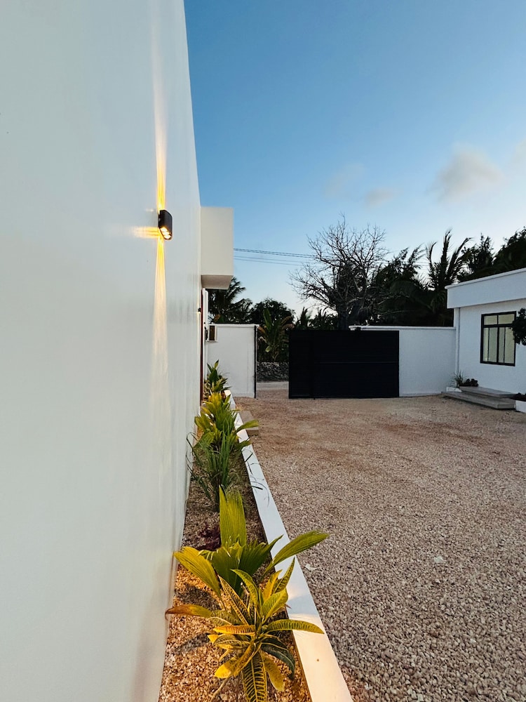 u paradisu villas