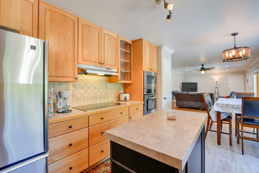 Rockville Home: Patio Oasis, Fireplace, Near DC! - Property Image 30