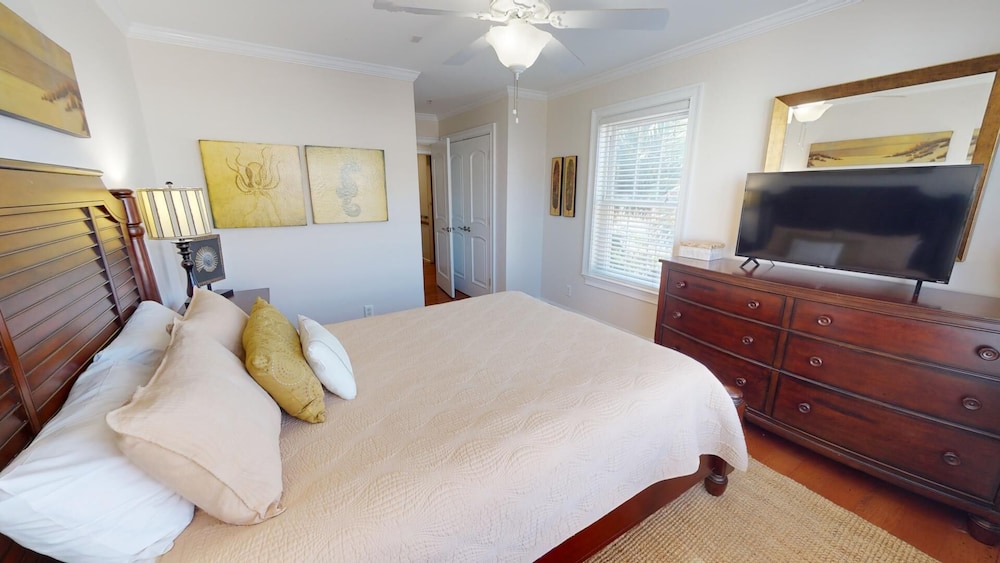 1801-B Strand Avenue by Tybee Vacation Rentals