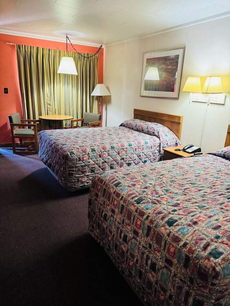 Budget Inn