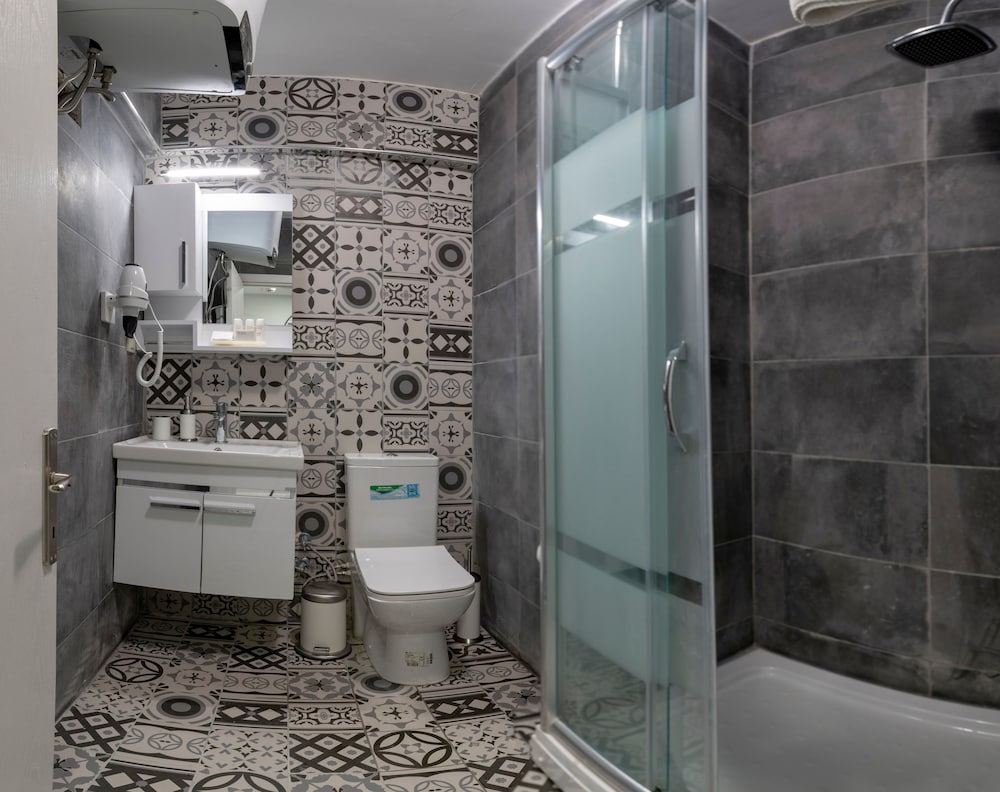 Feri Suites - Image 57