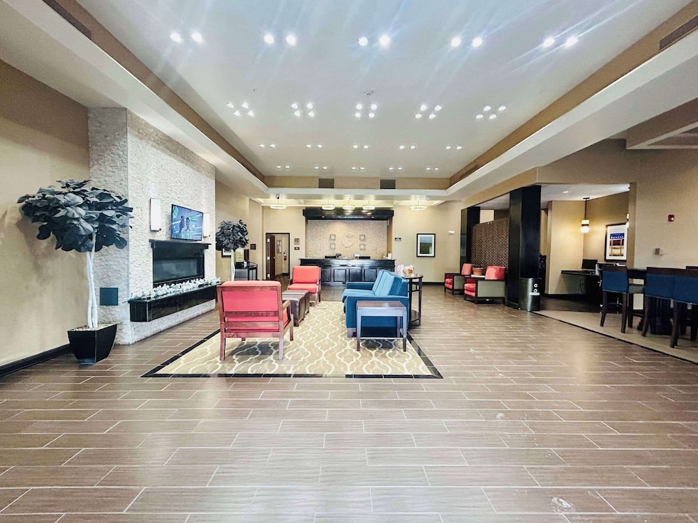 Comfort Inn & Suites Independence