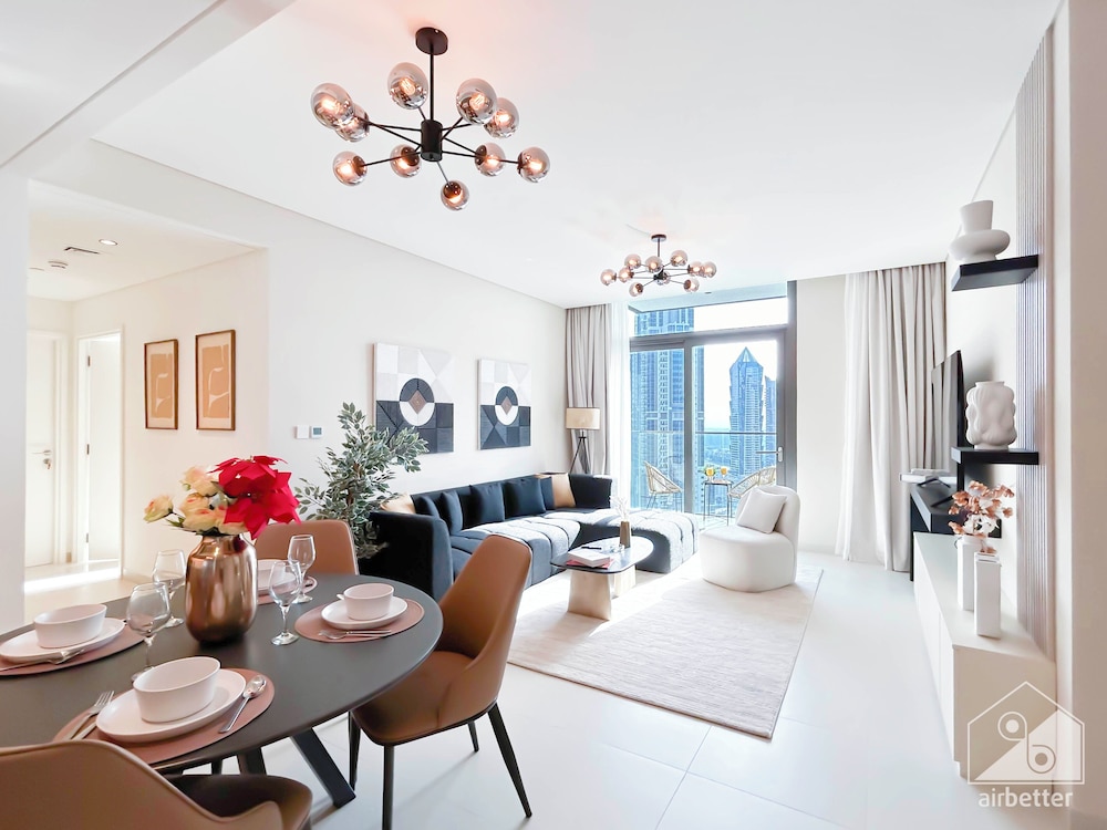 Elegance at Burj Crown Downtown Balcony & View